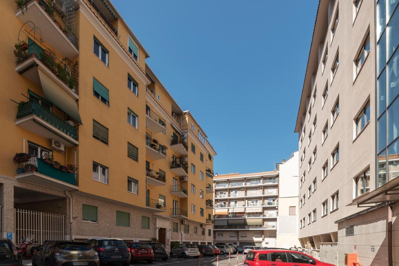 Vaticano & San Pietro Balcony Apartment Rome Exterior photo